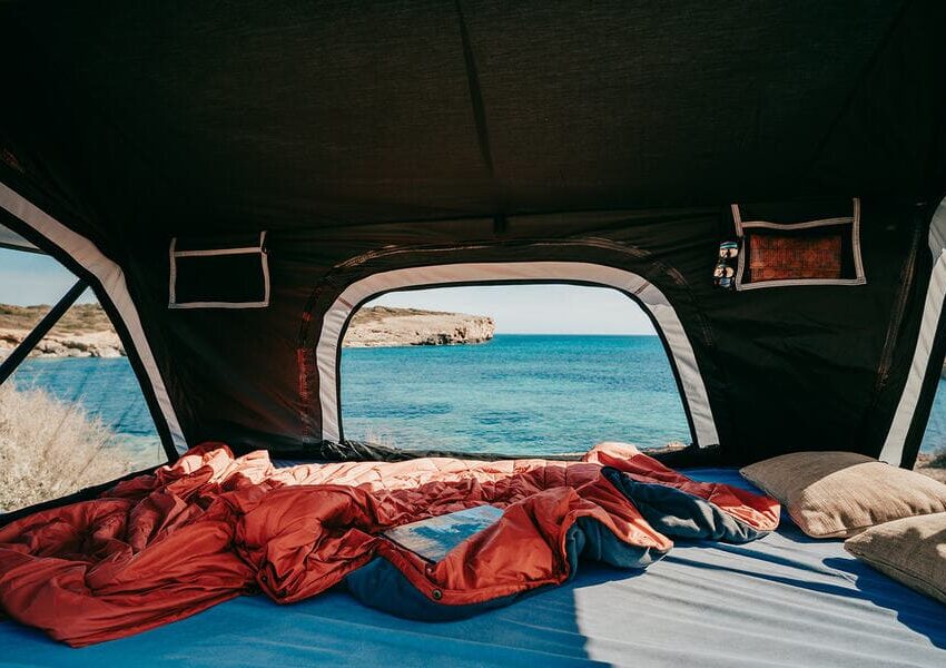 Aussicht aus dem gemütlichen Dachzelt Lazy Tent von Lazy Camping