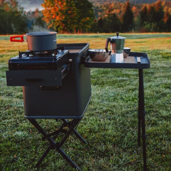 Aluminum camping box with pull-out and gas stove and table from LAYZEE.